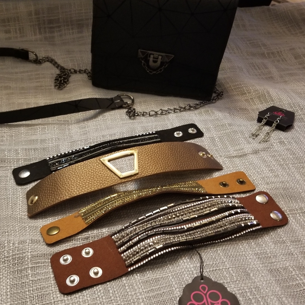 Bag w/Accessories